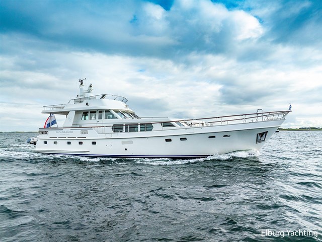 Moonen 68 Flybridge